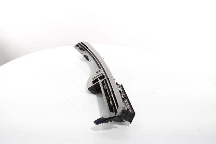 Dashboard vent from a Peugeot 3008 III e-3008 210 73 kWh 2024