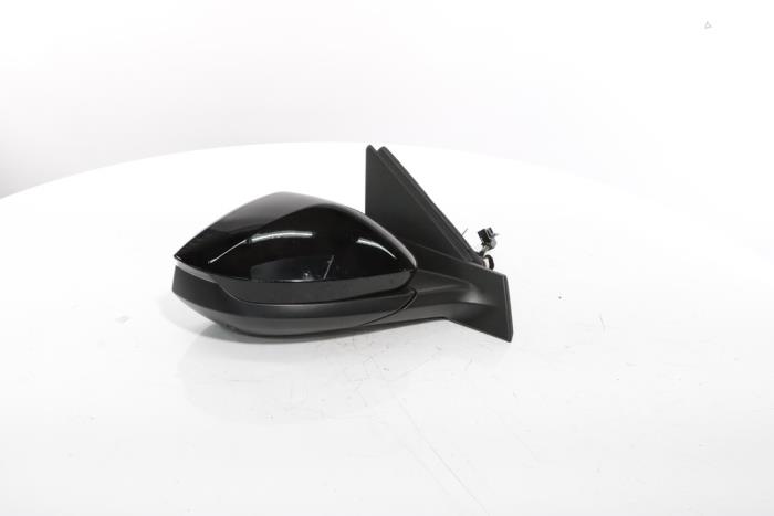 Wing mirror, right from a Peugeot 3008 III e-3008 210 73 kWh 2024