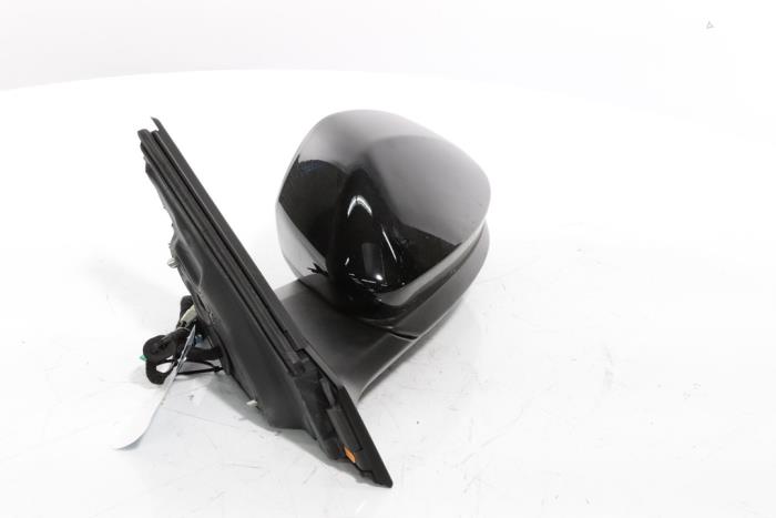 Wing mirror, left from a Peugeot 3008 III e-3008 210 73 kWh 2024