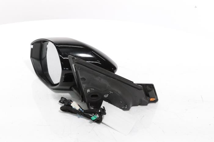 Wing mirror, left from a Peugeot 3008 III e-3008 210 73 kWh 2024