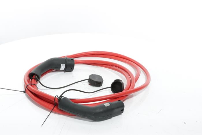 Charching cable electric car from a Peugeot 3008 III e-3008 210 73 kWh 2024