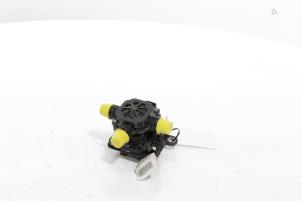 Used Electric heater valve Peugeot 3008 III e-3008 210 73 kWh Price € 90,75 Inclusive VAT offered by Snuverink Autodemontage