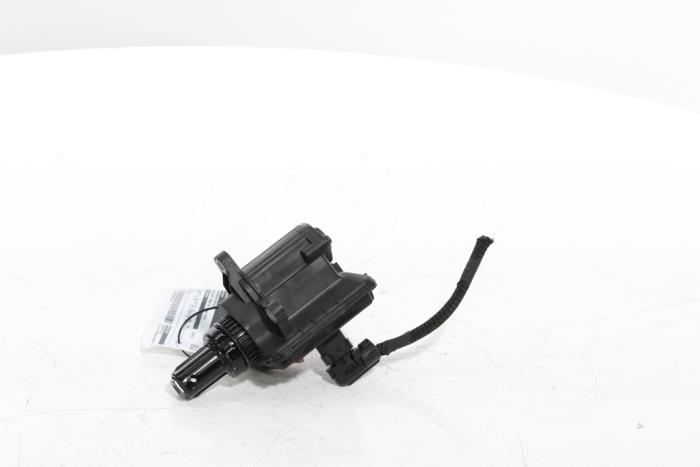 Parking brake motor from a Peugeot 3008 III e-3008 210 73 kWh 2024