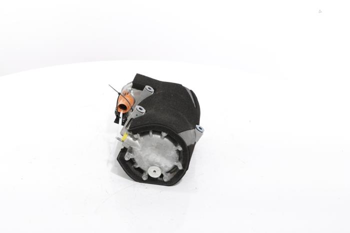 Air conditioning pump from a Peugeot 3008 III e-3008 210 73 kWh 2024