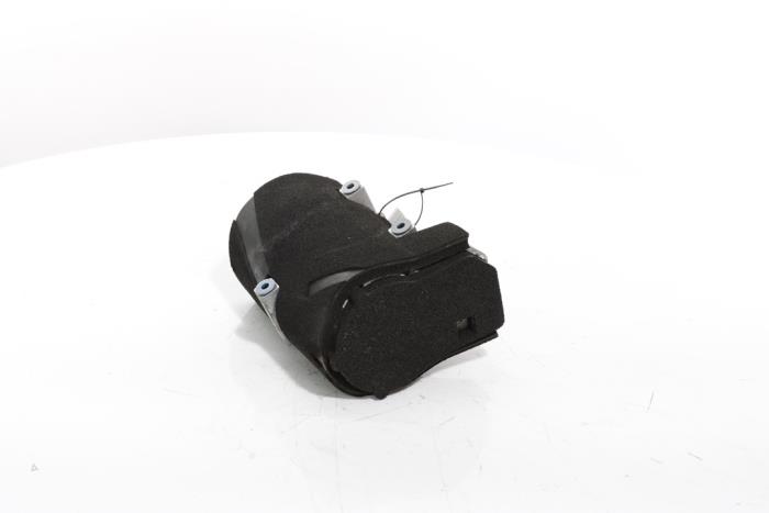 Air conditioning pump from a Peugeot 3008 III e-3008 210 73 kWh 2024