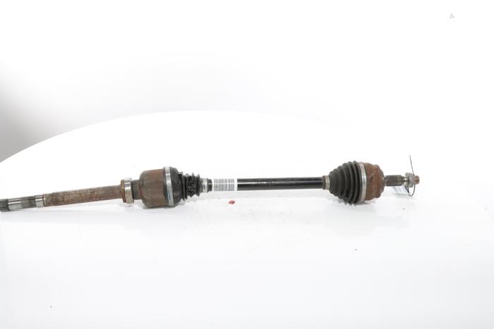 Front drive shaft, right from a Peugeot 3008 III e-3008 210 73 kWh 2024
