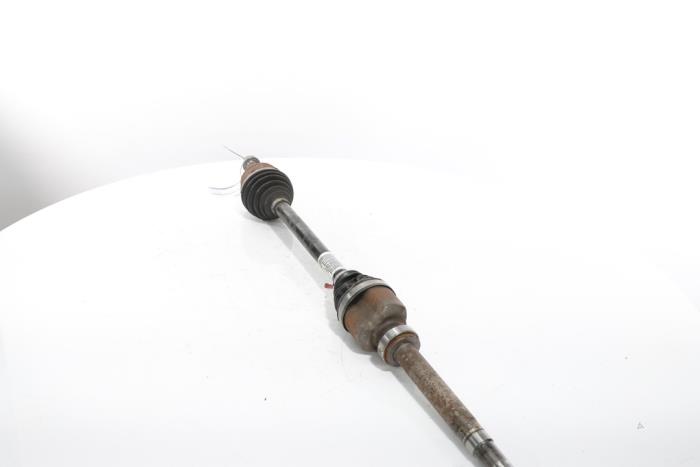 Front drive shaft, right from a Peugeot 3008 III e-3008 210 73 kWh 2024