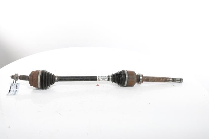 Front drive shaft, right from a Peugeot 3008 III e-3008 210 73 kWh 2024