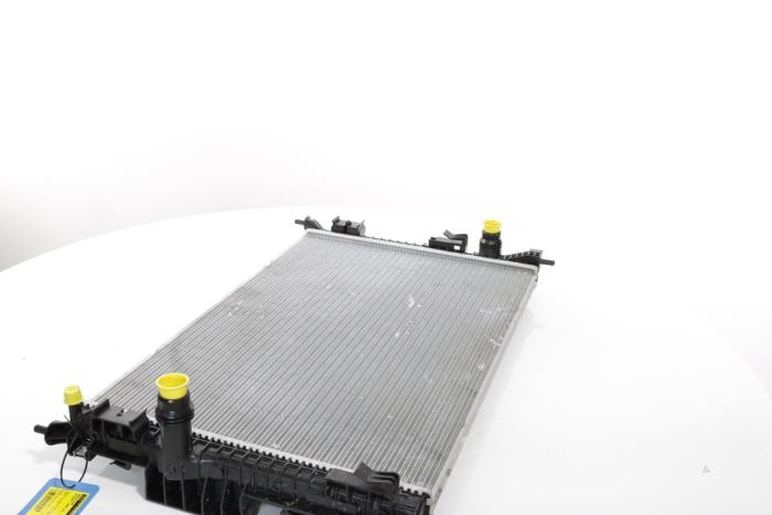 Radiator from a Peugeot 3008 III e-3008 210 73 kWh 2024