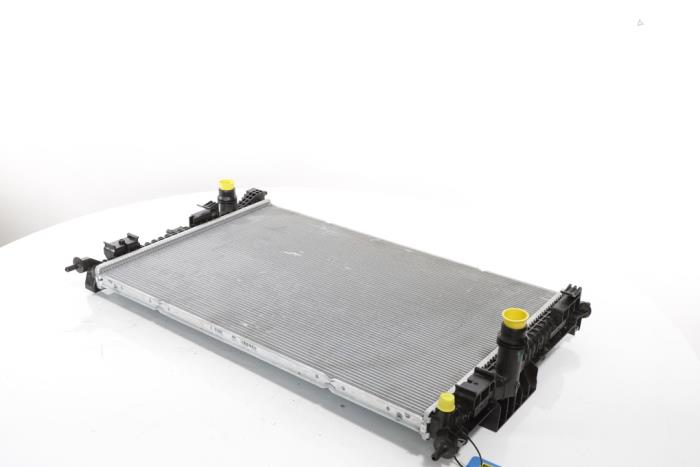 Radiator from a Peugeot 3008 III e-3008 210 73 kWh 2024