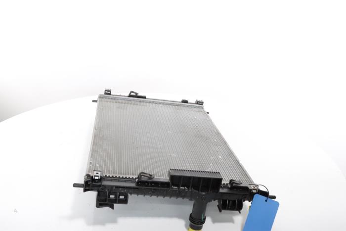 Radiator from a Peugeot 3008 III e-3008 210 73 kWh 2024