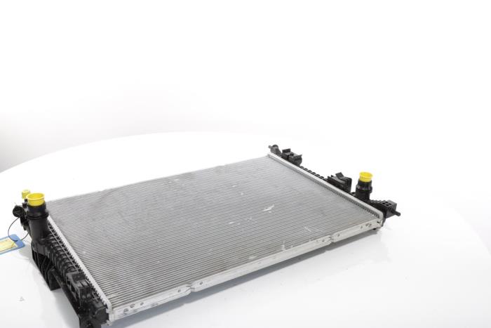 Radiator from a Peugeot 3008 III e-3008 210 73 kWh 2024