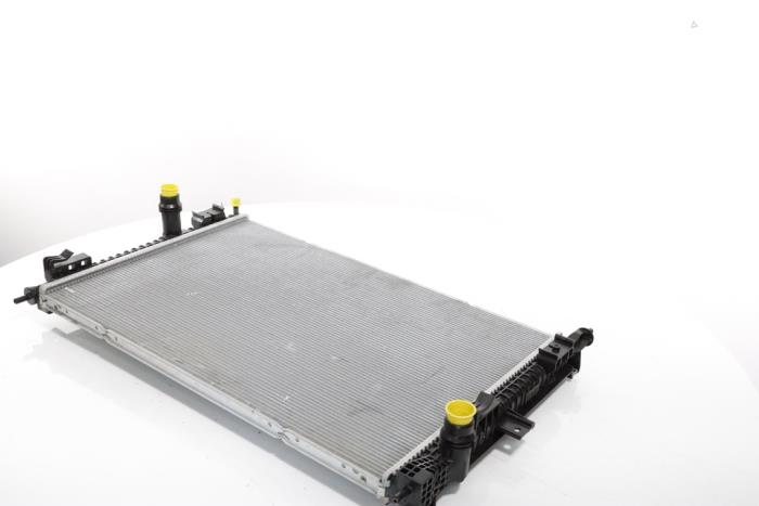 Radiator from a Peugeot 3008 III e-3008 210 73 kWh 2024