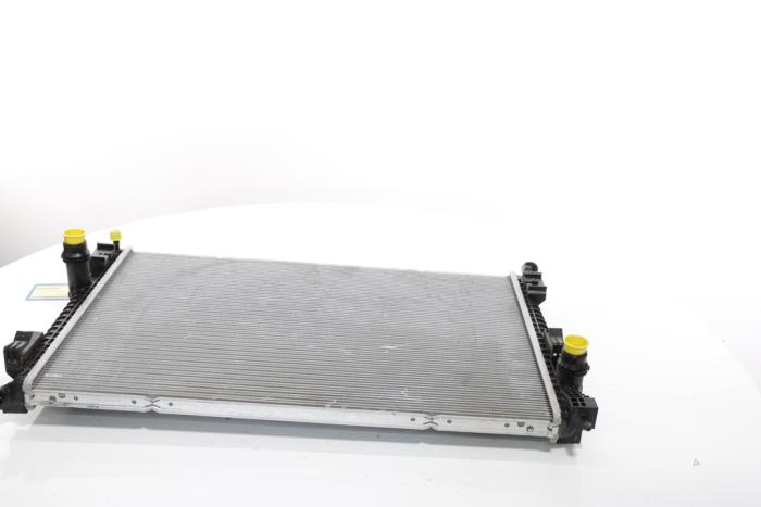 Radiator from a Peugeot 3008 III e-3008 210 73 kWh 2024