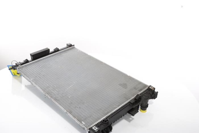 Radiator from a Peugeot 3008 III e-3008 210 73 kWh 2024