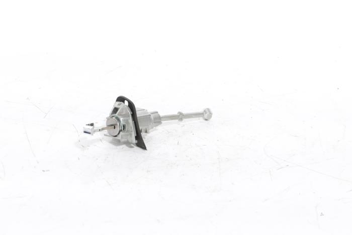 Door lock cylinder, left from a Peugeot 3008 III e-3008 210 73 kWh 2024