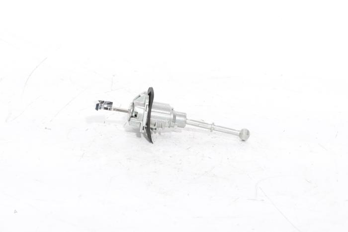 Door lock cylinder, left from a Peugeot 3008 III e-3008 210 73 kWh 2024