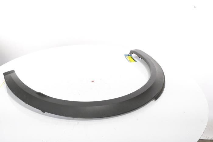 Flared wheel arch from a Peugeot 3008 III e-3008 210 73 kWh 2024