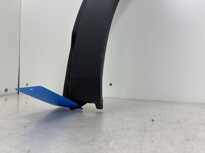 Flared wheel arch from a Peugeot 3008 III e-3008 210 73 kWh 2024