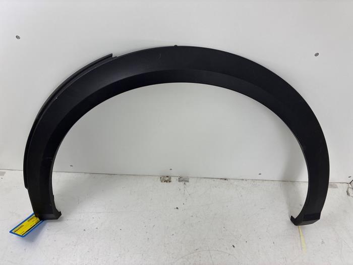 Flared wheel arch from a Peugeot 3008 III e-3008 210 73 kWh 2024