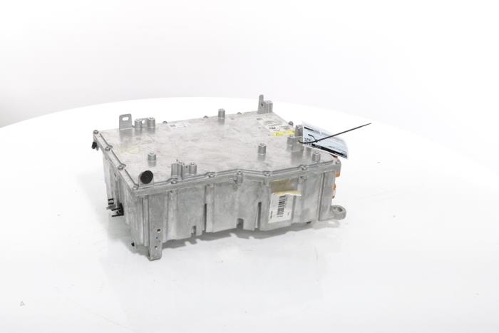 On-board charger from a Peugeot 3008 III e-3008 210 73 kWh 2024