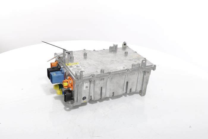 On-board charger from a Peugeot 3008 III e-3008 210 73 kWh 2024