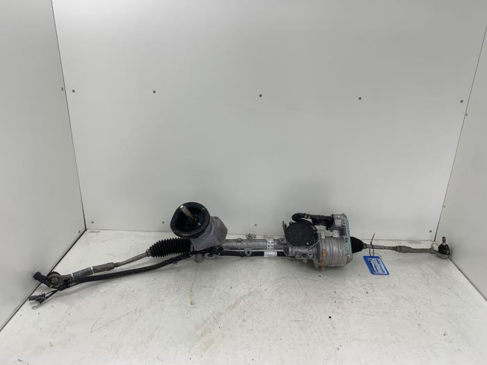 Steering box from a Peugeot 3008 III e-3008 210 73 kWh 2024
