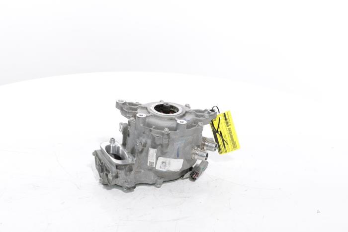 Begagnade Startdynamo Renault Arkana (RJLL) 1.6 E-Tech 145 16V Pris € 465,85 Inklusive moms erbjuds av Snuverink Autodemontage