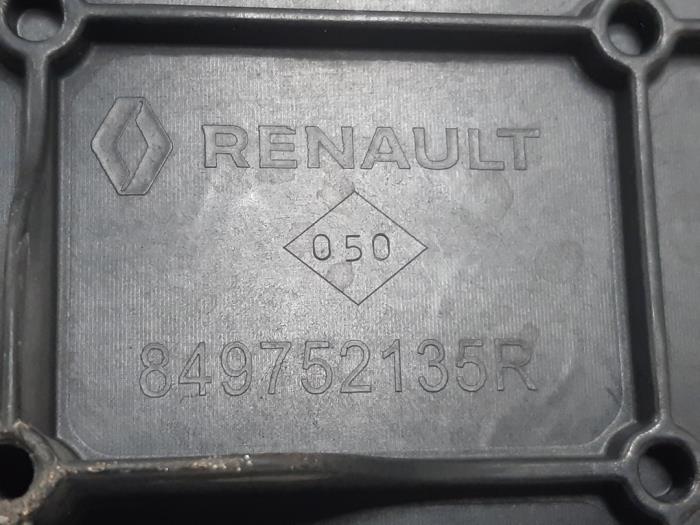 Förvaringsfack från en Renault Scenic E-Tech Electric (RCB) EV60 2024