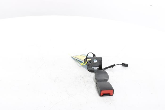 Rear seatbelt buckle, left from a Peugeot 3008 III e-3008 210 73 kWh 2024