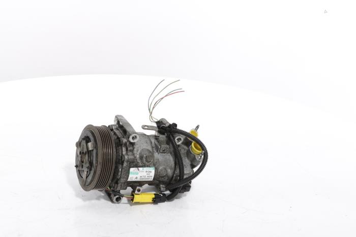 Usagé Compresseur de clim Peugeot Partner (GC/GF/GG/GJ/GK) 1.6 HDI 90 16V Prix € 163,35 Prix TTC proposé par Snuverink Autodemontage