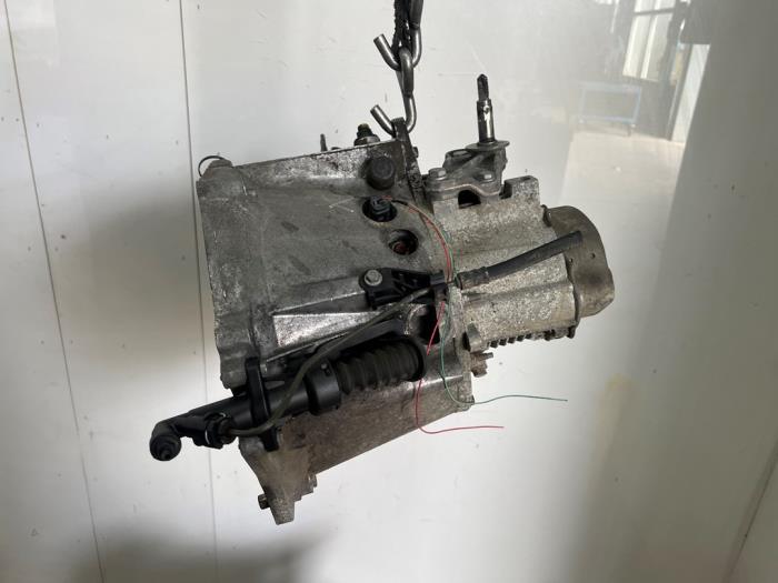 Usagé Boîte de vitesse Peugeot Partner (GC/GF/GG/GJ/GK) 1.6 HDI 90 16V Prix € 484,00 Prix TTC proposé par Snuverink Autodemontage