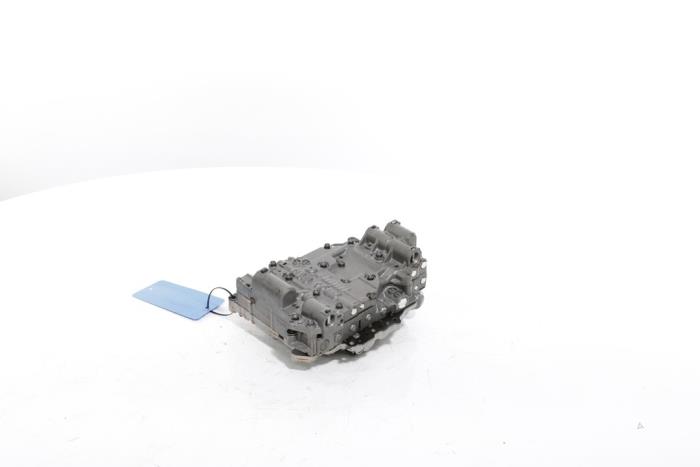Usagé Robot commutation Peugeot 3008 II (M4/MC/MJ/MR) 1.2 12V e-THP PureTech 130 Prix € 315,00 Règlement à la marge proposé par Snuverink Autodemontage