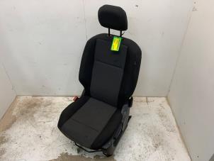 Usagé Siège avant gauche Opel Combo Cargo 1.5 CDTI 100 Prix € 332,75 Prix TTC proposé par Snuverink Autodemontage