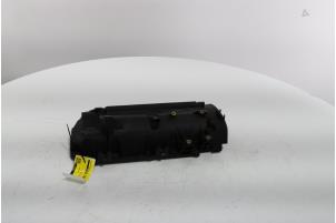 Ventildeckel van een Renault Twingo II (CN) 1.2 16V 2013