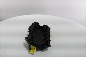 Ventildeckel van een Renault Twingo II (CN) 1.2 16V 2013