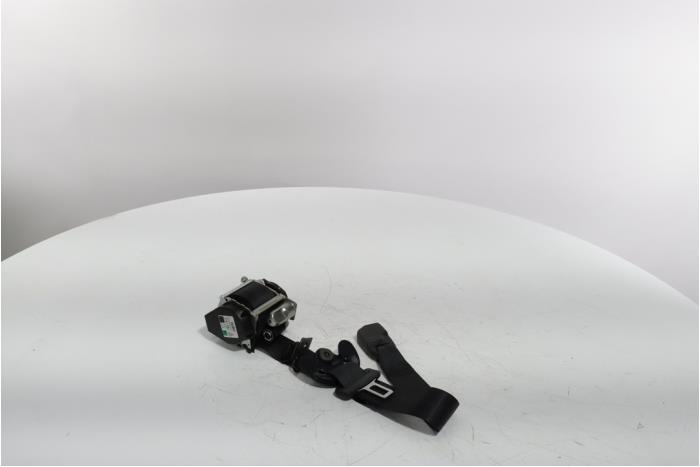 Främre säkerhetsbälte, höger från en Renault Scenic E-Tech Electric (RCB) EV60 2024
