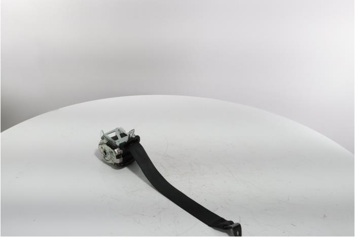 Bakre säkerhetsbälte, höger från en Renault Scenic E-Tech Electric (RCB) EV60 2024