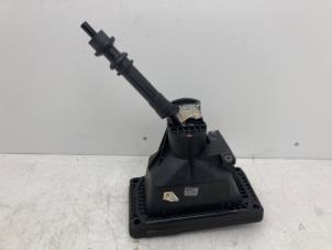 Usados Palanca de cambios Renault Twingo II (CN) 1.2 16V Precio € 100,00 Norma de margen ofrecido por Snuverink Autodemontage