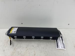 Usados Airbag de rodilla izquierda Volvo EX40 Single Motor Extended Range 82 kWh Precio € 356,95 IVA incluido ofrecido por Snuverink Autodemontage