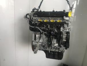 Motor van een Opel Grandland (X) 1.6 Turbo 16V Hybrid 2023