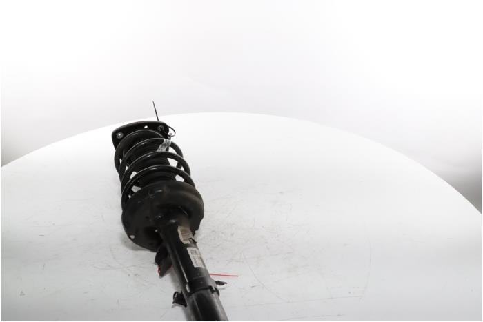 Front shock absorber rod, right Volvo EX40 Single Motor Extended Range ...