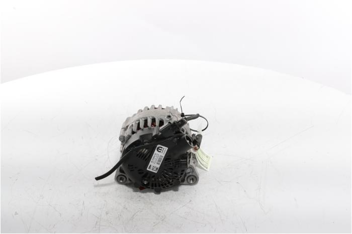 Gebrauchte Dynamo Opel Corsa F (UB/UH/UP) 1.2 Turbo 12V 100 Preis € 139,15 Mit Mehrwertsteuer angeboten von Snuverink Autodemontage