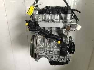 Begagnade Motor Peugeot 308 (F3/FB/FH/FM/FP) 1.2 PureTech Hybrid 136 Pris € 3.206,50 Inklusive moms erbjuds av Snuverink Autodemontage