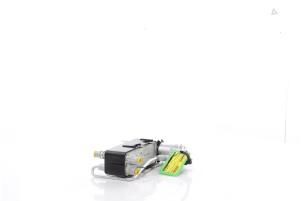 Klima Kondensor van een Opel Corsa F (UB/UH/UP) Electric, Corsa-e 50kWh 2023