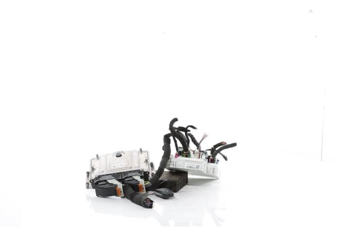 Used Engine management computer Peugeot 308 (F3/FB/FH/FM/FP) 1.2 PureTech Hybrid 136 Price € 544,50 Inclusive VAT offered by Snuverink Autodemontage