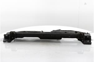 Usados Panel frontal Peugeot 3008 II (M4/MC/MJ/MR) 1.2 12V e-THP PureTech 130 Precio € 75,00 Norma de margen ofrecido por Snuverink Autodemontage