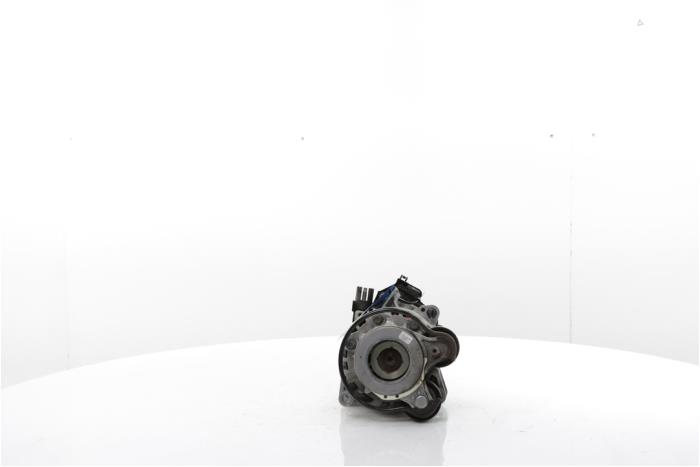 Dynamo van een Peugeot 508 (F3/FB/FH/FP) 1.6 16V Hybrid 225 2021