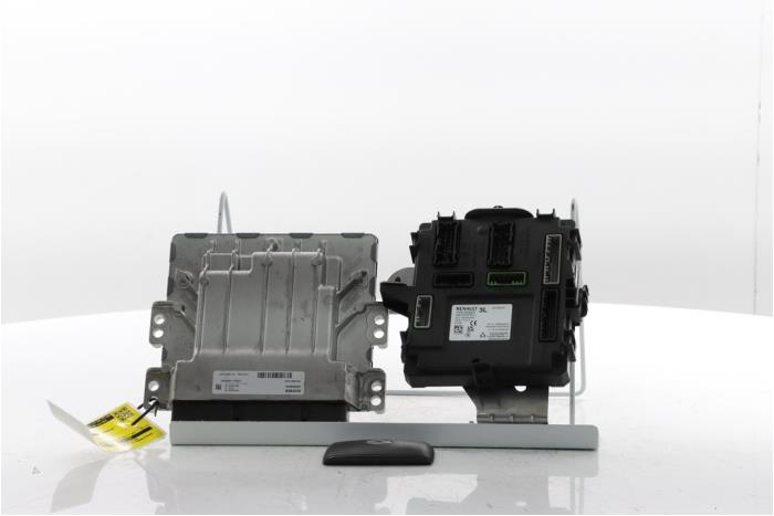 Used Engine management computer Renault Austral 1.3 Mild Hybrid 160 Price € 477,95 Inclusive VAT offered by Snuverink Autodemontage