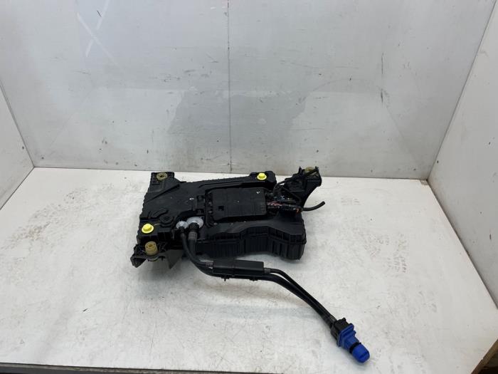 Gebrauchte Adblue Tank Peugeot 308 (F3/FB/FH/FM/FP) 1.5 Blue HDi 130 16V Preis € 453,75 Mit Mehrwertsteuer angeboten von Snuverink Autodemontage